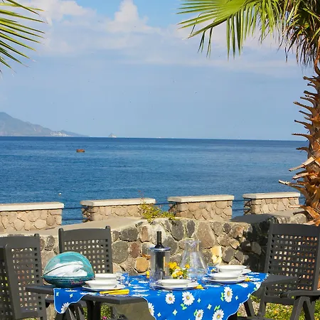 Hotel Acquacalda 3*